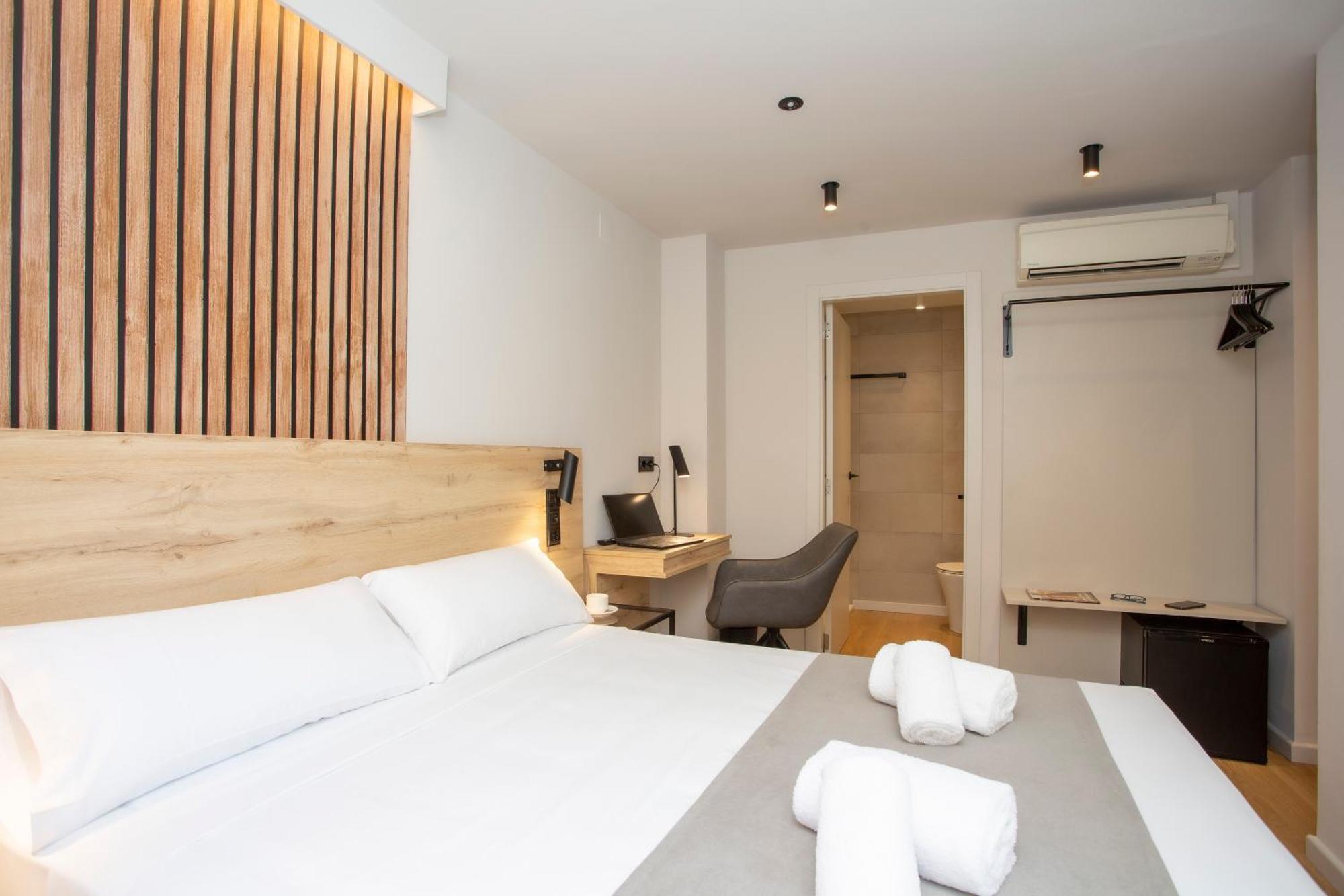 Aila II Hotel Boutique By Singularstays - Digital Access Burjassot Esterno foto
