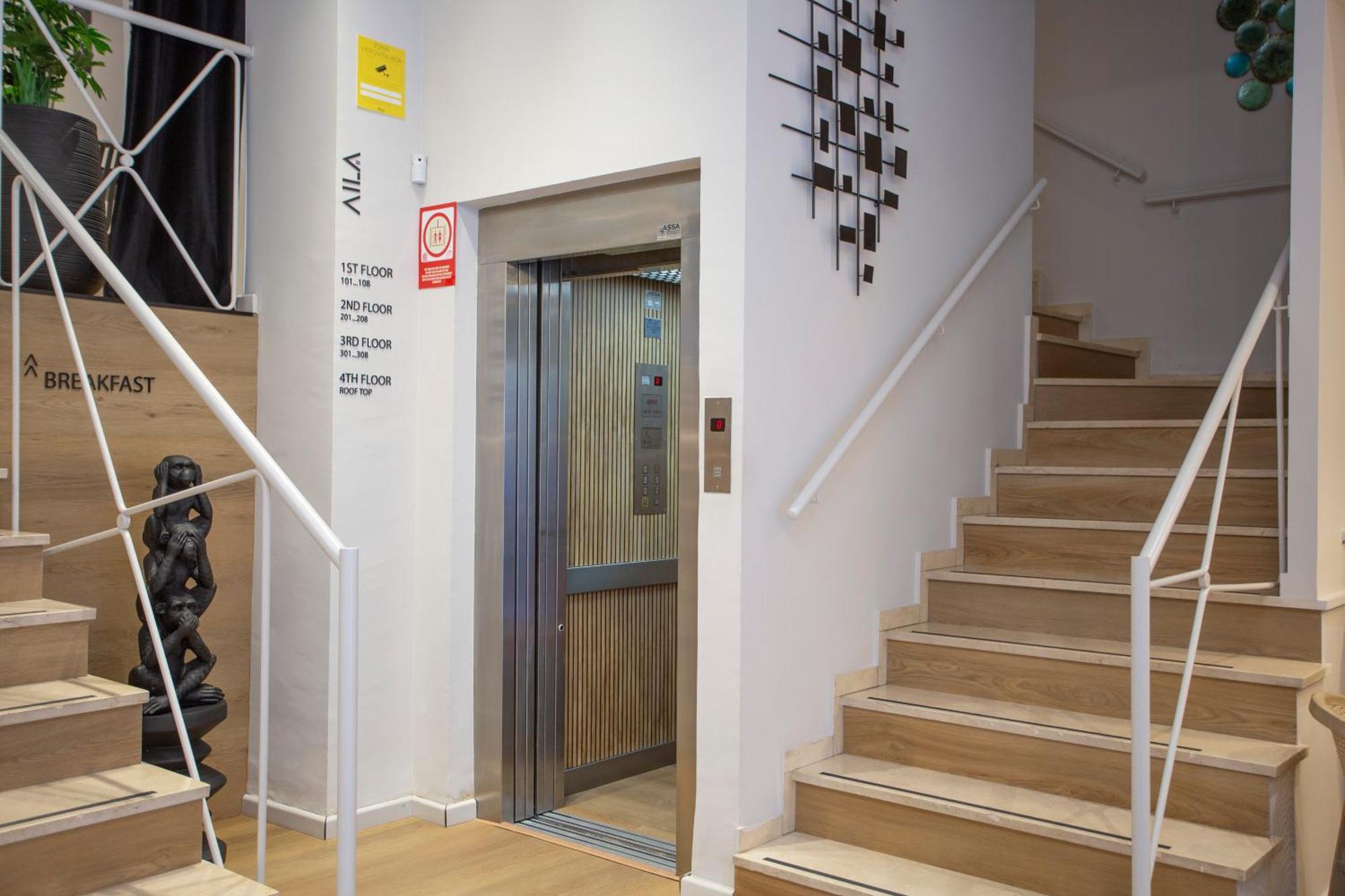 Aila II Hotel Boutique By Singularstays - Digital Access Burjassot Esterno foto