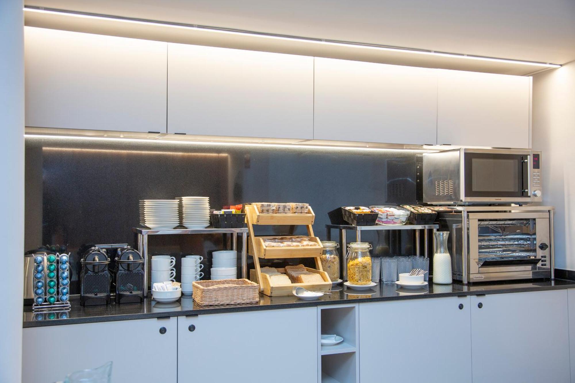 Aila II Hotel Boutique By Singularstays - Digital Access Burjassot Esterno foto