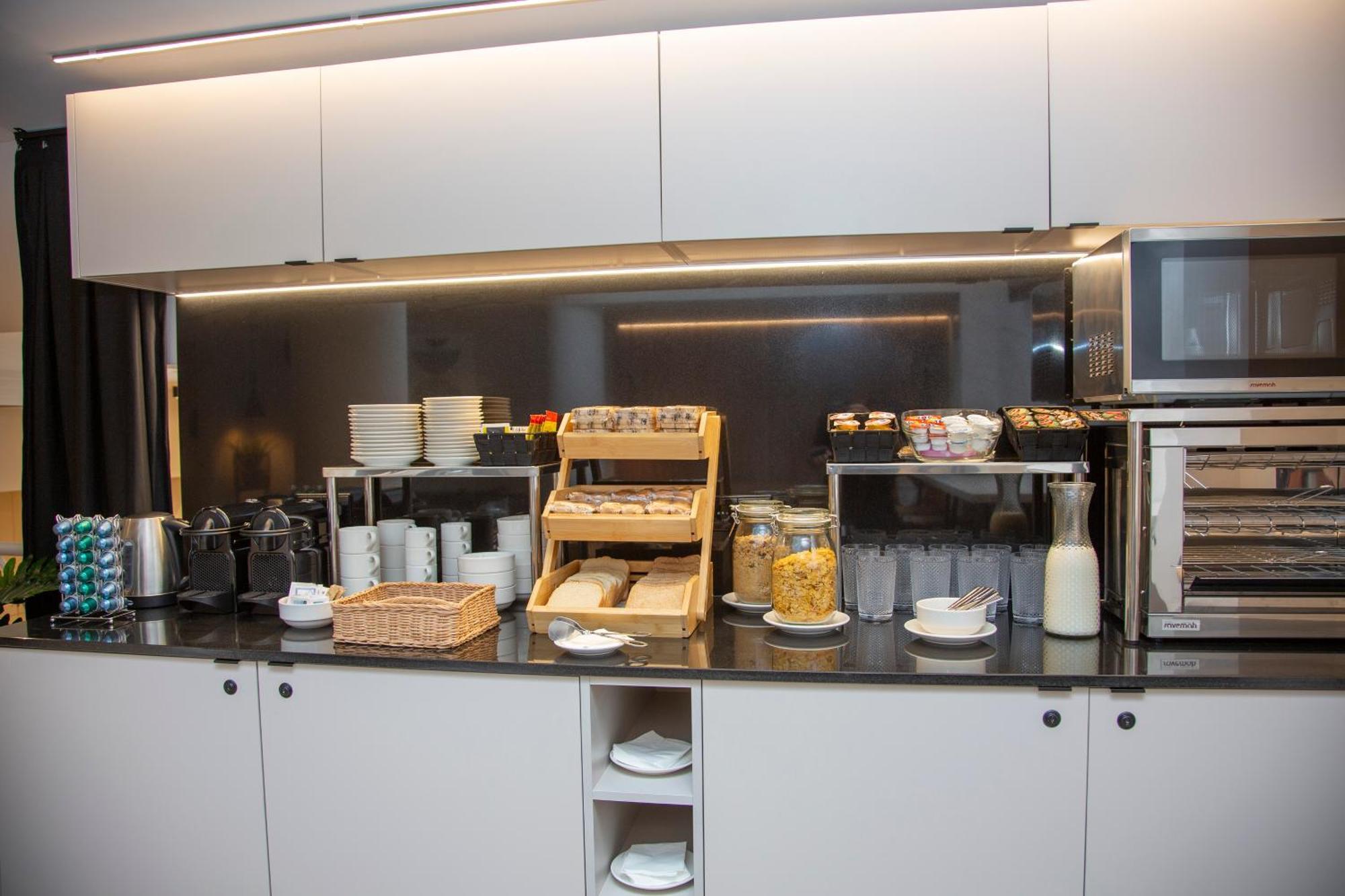 Aila II Hotel Boutique By Singularstays - Digital Access Burjassot Esterno foto