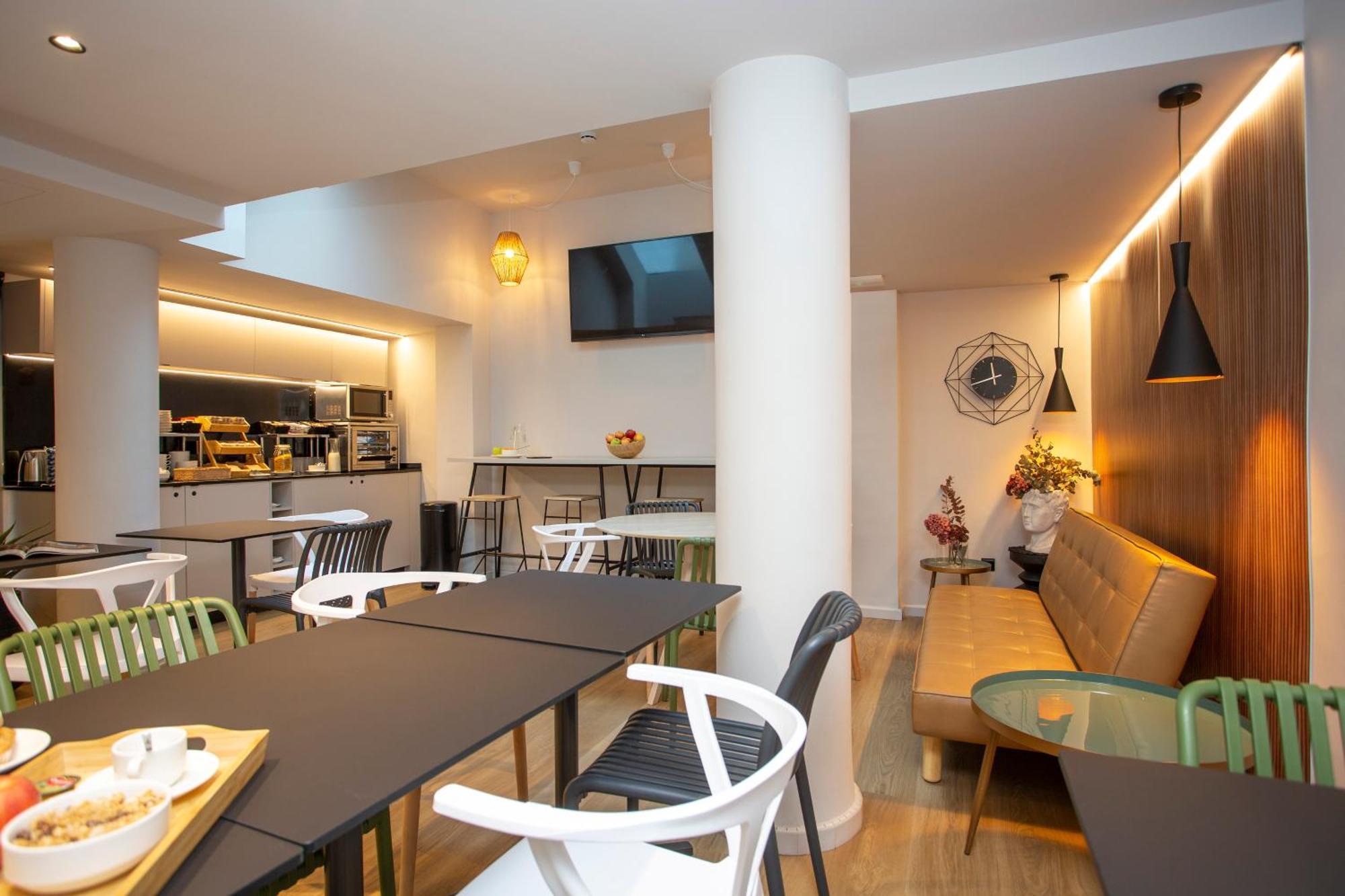 Aila II Hotel Boutique By Singularstays - Digital Access Burjassot Esterno foto